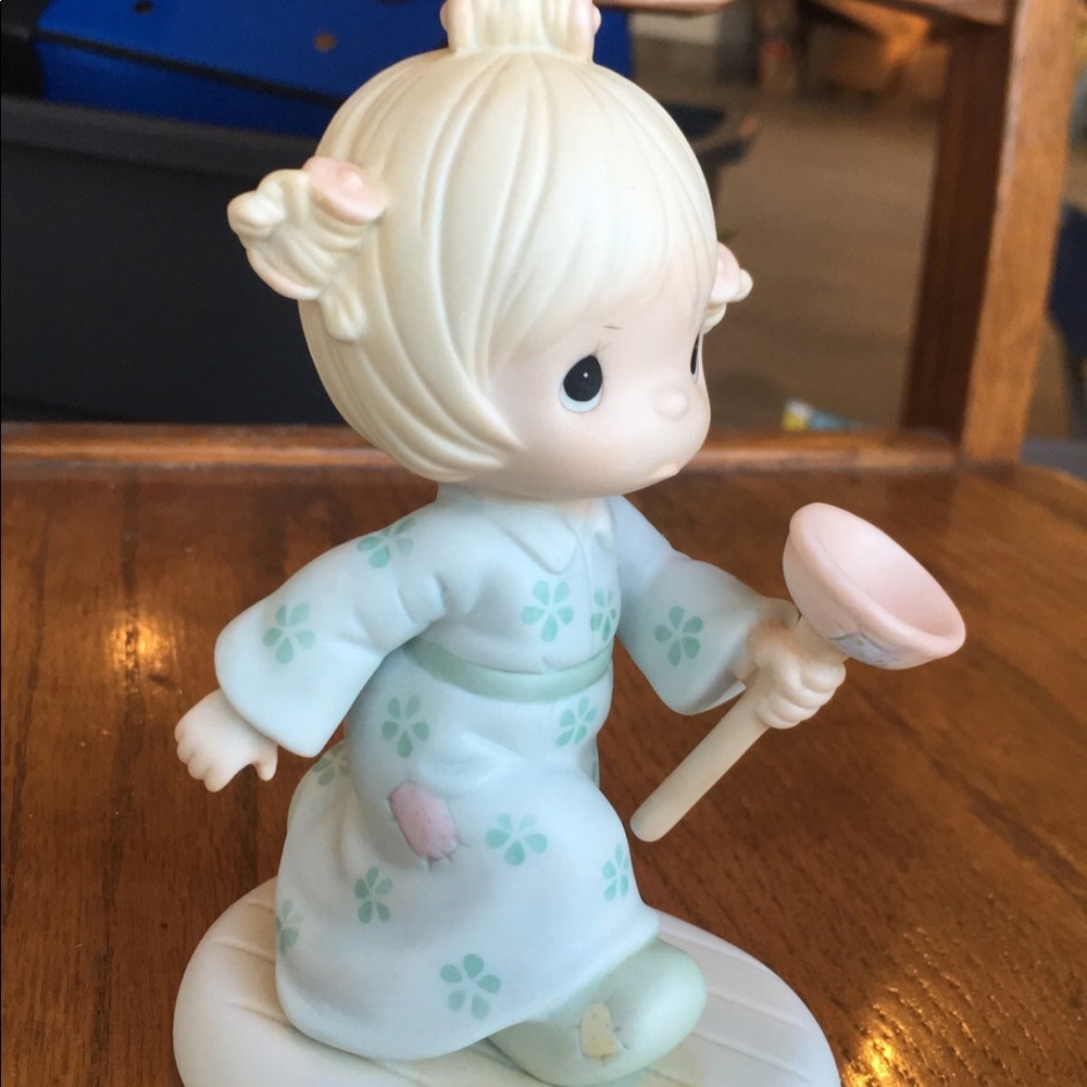 Precious Moments faith takes the plunge porcelain figurine